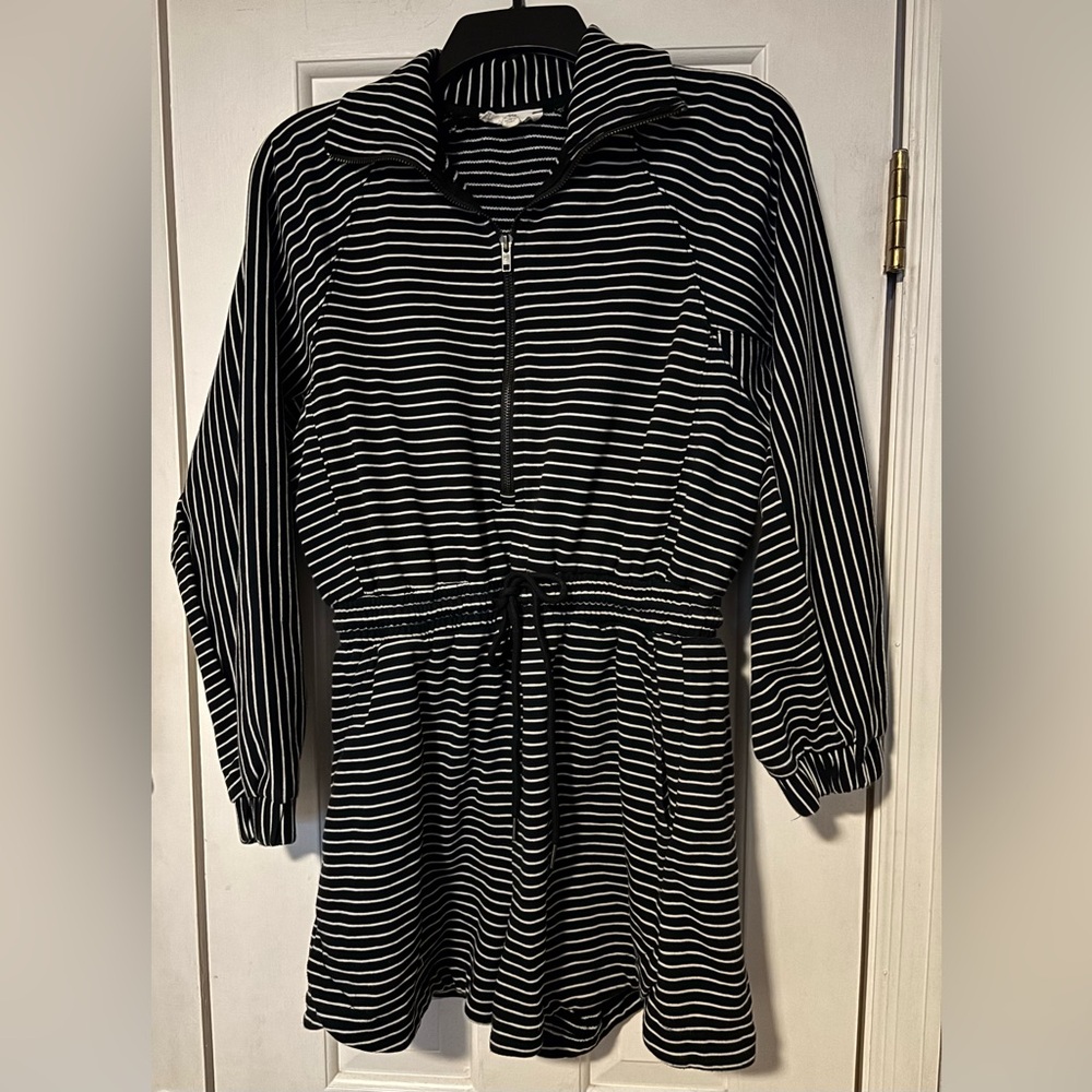 Entro Striped Hooded romper